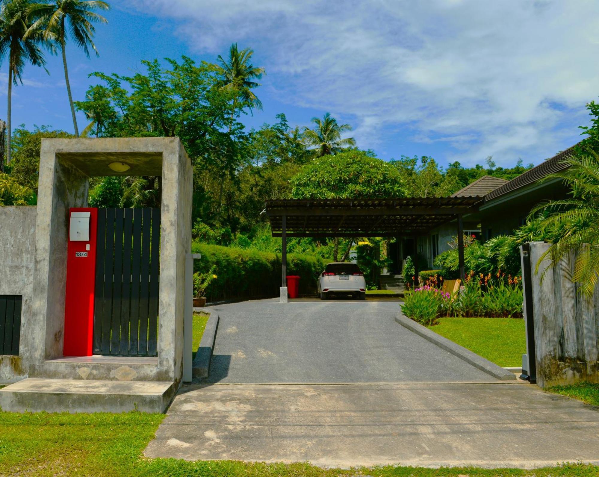 Flora 5/6p Phuket